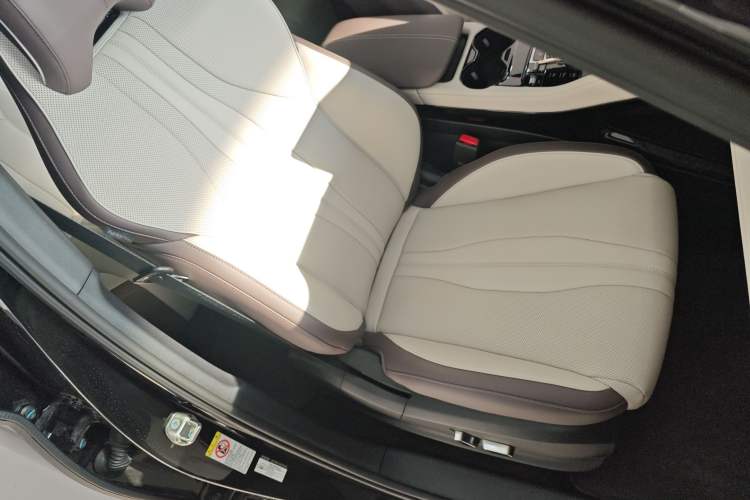 Used BYD Song PLUS New Energy 2025 DM-i 112KM Prestige Model
