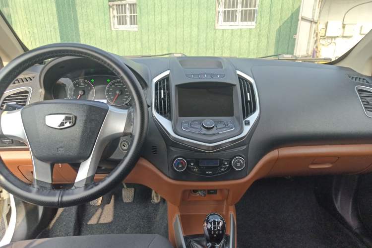 Used Geely Auto Diamond 2017 1.5L Manual Value-Added Model