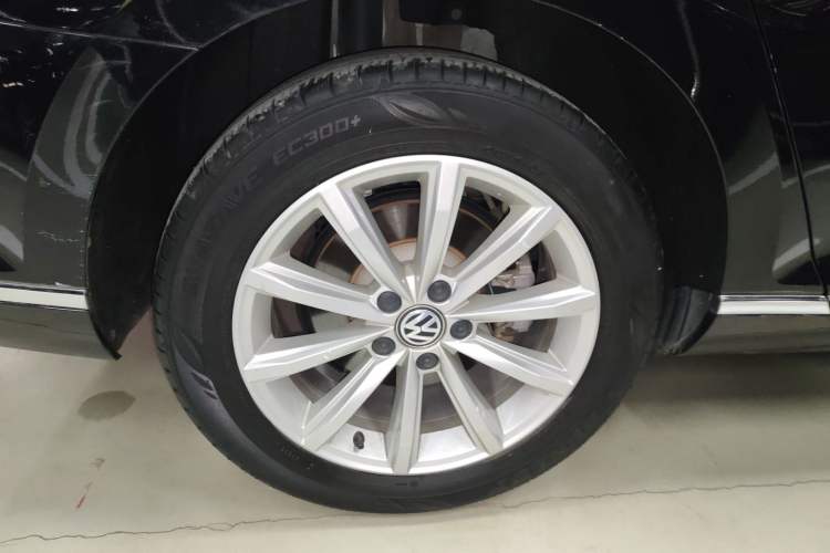 Used Volkswagen Magotan 2019 330TSI DSG Leading Model China VI Standard
