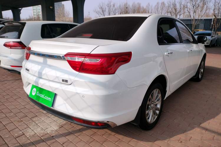 Used Geely Auto Vision 2019 Upgraded Model 1.5L Manual Luxury Version China VI Standard
