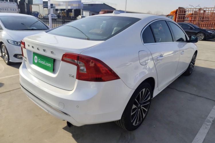 Used Volvo S60 2018 S60L T4 Smart & Ambitious Edition

