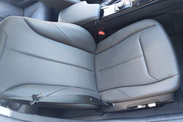 Used BMW 3 Series 2017 320Li Fashion Model
