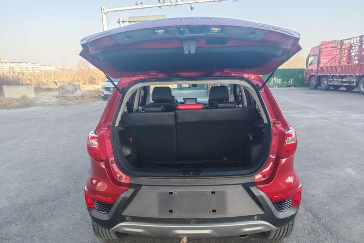 Used BAIC Senova X25 2015 1.5L Automatic Elite Model
