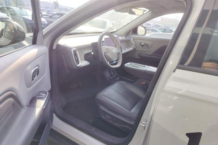 Used Leapmotor B10 2025 510 Joyful Edition
