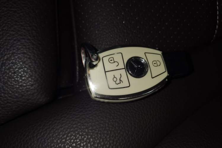 Used Mercedes-Benz GLC 2018 Facelift GLC 260 4MATIC Luxury Edition