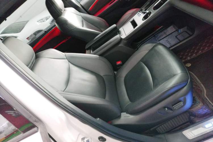 Used Toyota Sienna 2021 2.5L Hybrid Premium Edition