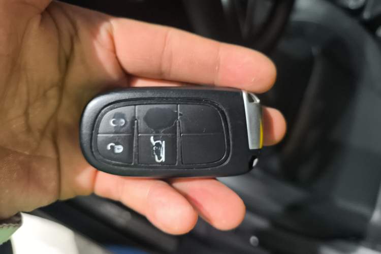 Used  Grand Commander 2022 2.0T Four-Wheel Drive Luxury Edition