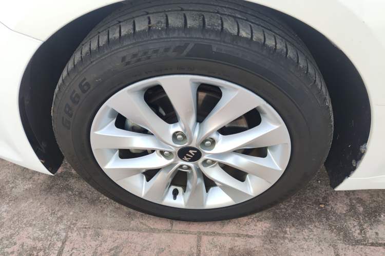 Used Kia K5 2016 1.6T Automatic LUX
