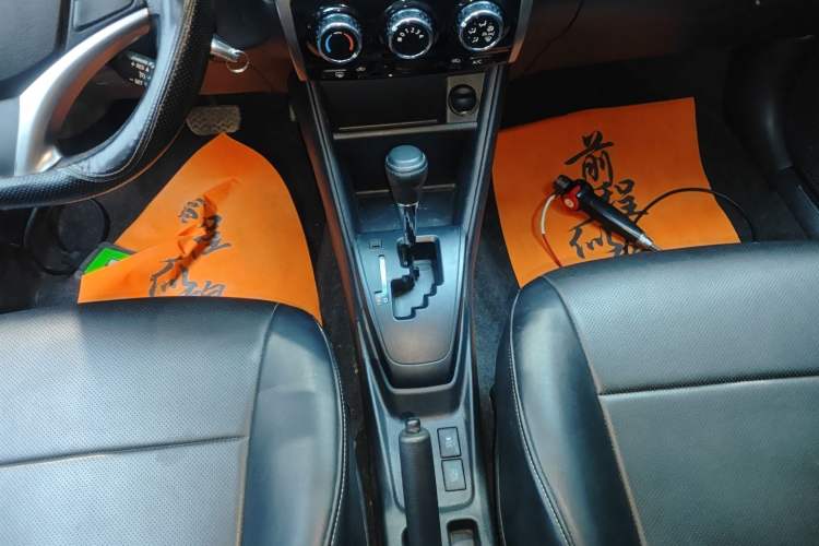 Used Toyota YARiS L 2022 X-Trail 1.5L CVT Leading PLUS Edition