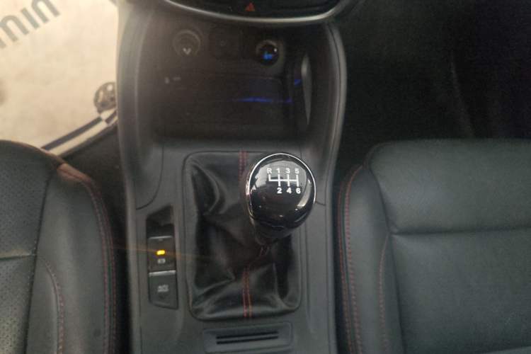 Used Changan CS75 2014 2.0L Manual Luxury Version China IV Standard