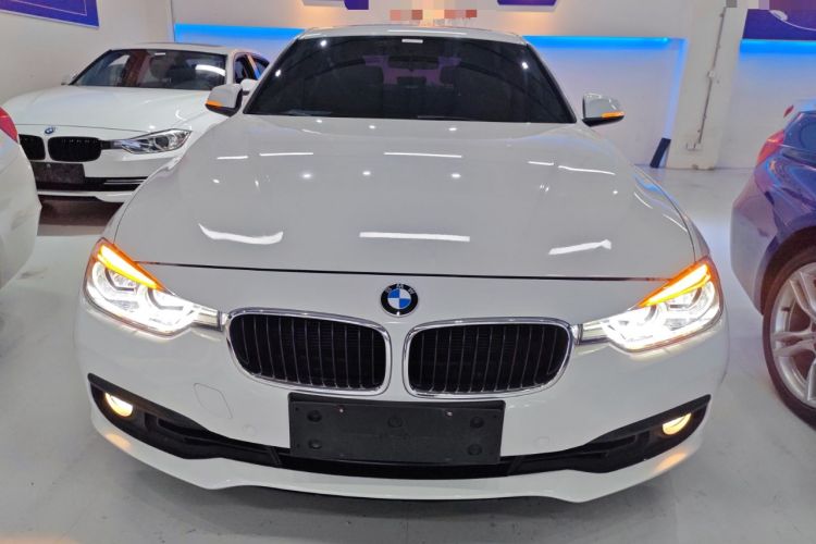 Used BMW 3 Series 2016 320i Fashion Model
