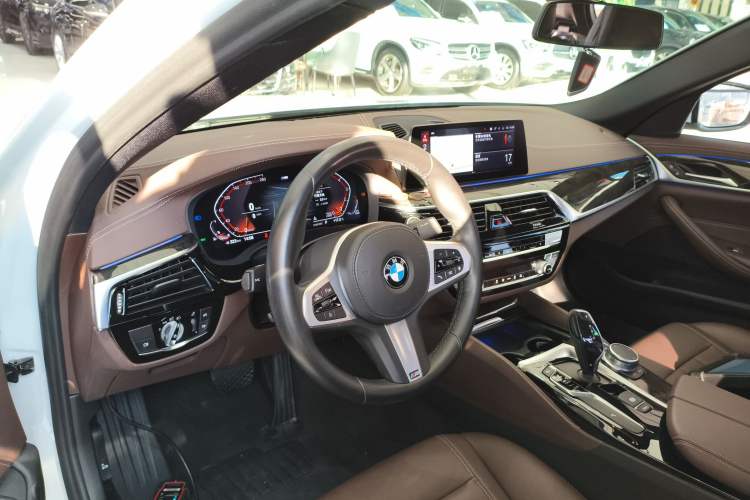 Used BMW 5 Series 2020 525Li M Sport Package