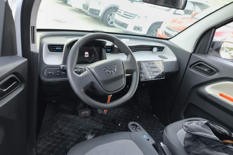 Used Wuling Hongguang MINIEV 2020 Enjoyment Model Lithium Iron Phosphate
