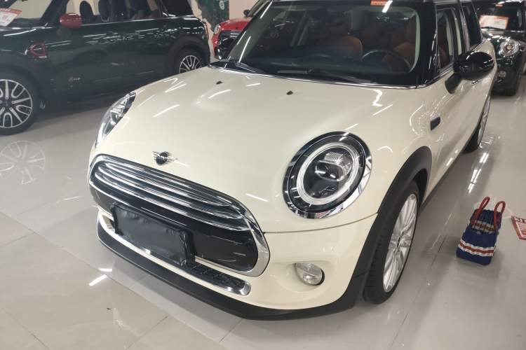 Used MINI MINI 2018 1.5T COOPER Artist Five-Door Edition