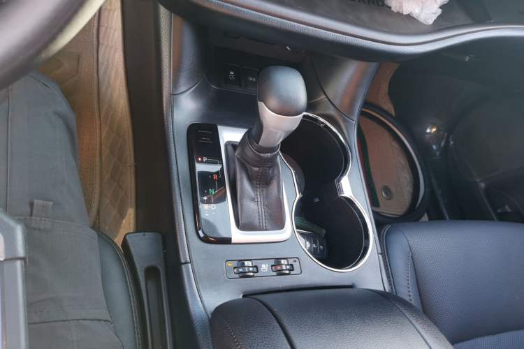 Used Toyota Highlander 2018 2.0T Four-Wheel Drive Ultimate Edition 7-Seater Emission Standard China V
