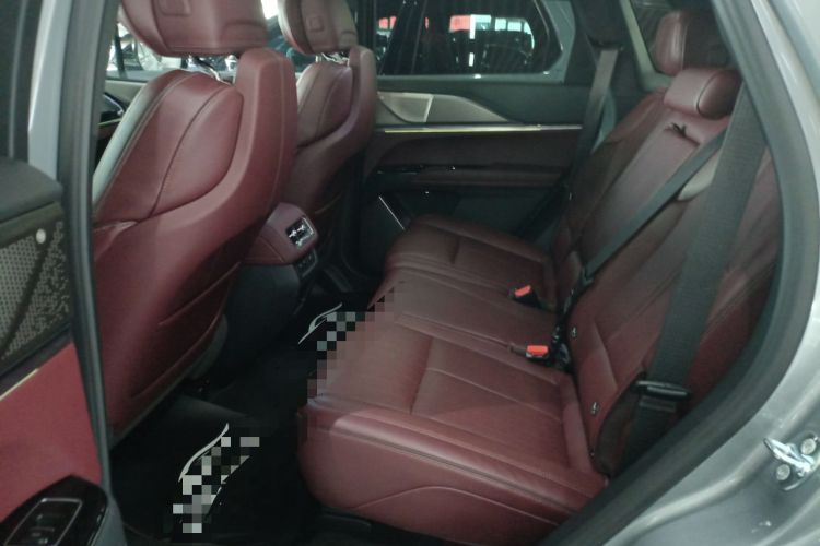 Used Cadillac XT5 2025 2.0T Platinum Edition
