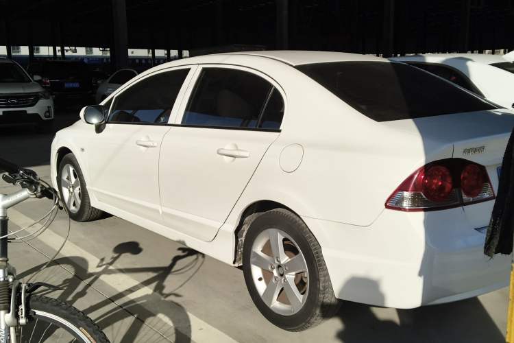 Used CIIMO CIIMO 2012 1.8L Automatic
