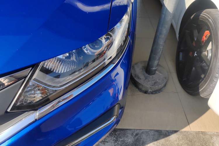 Used Honda Jade 2017 1.8L automatic Comfort version 5 seats
