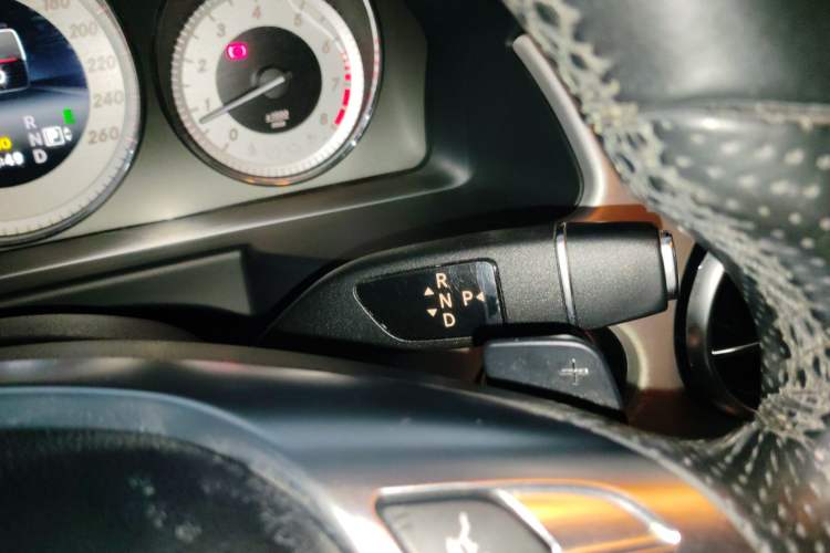 Used Mercedes-Benz GLK-Class 2015 GLK 260 4MATIC Dynamic Edition Ultimate Version
