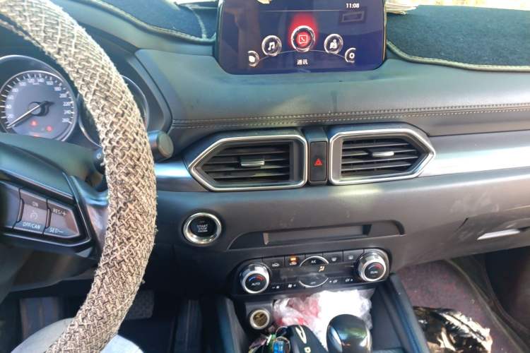 Used Mazda CX-5 2017 2.0L Automatic 2WD ZhiShang Trim China V Standard
