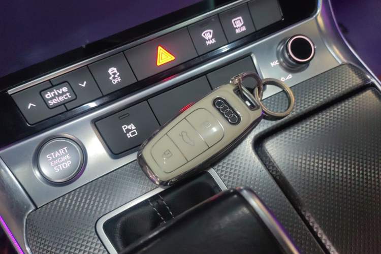 Used Audi A6L 2019 40 TFSI Luxury Dynamic Model