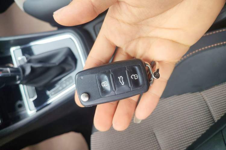 Used Volkswagen C-TREK 2018 230TSI DSG Comfort Model
