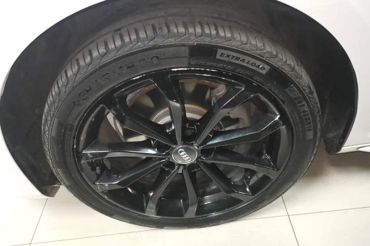 Used Audi A4L 2019 40 TFSI Fashion Edition China VI Emission Standard