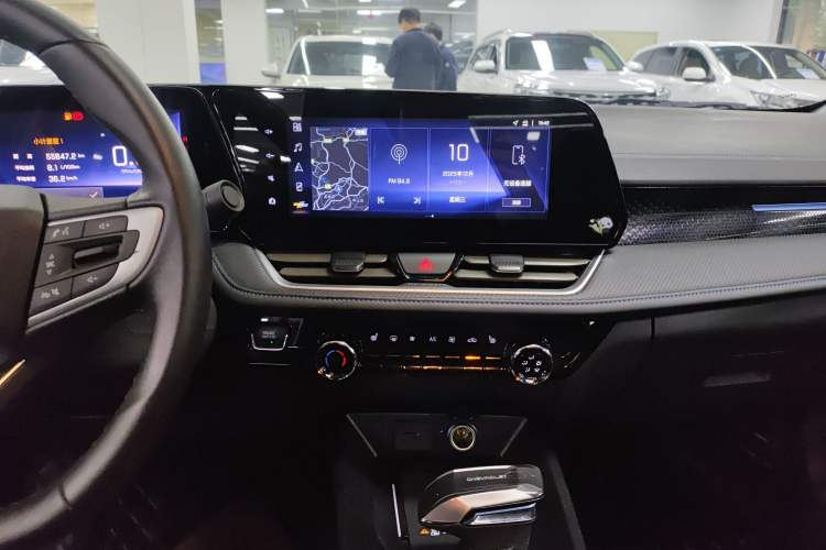 Used Chevrolet Monza 2023 1.3T Mild Hybrid Automatic Luxury Edition
