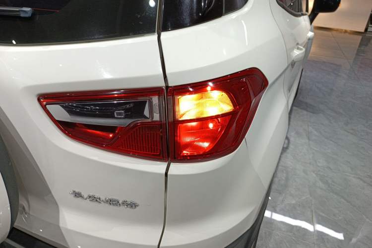 Used Ford EcoSport 2013 1.5L Automatic Fashion Model