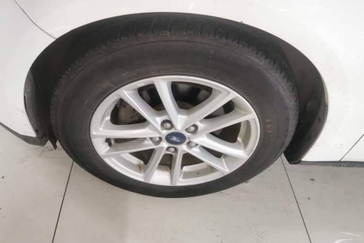 Used Ford Focus 2015 Hatchback 1.6L Automatic Fashion Edition