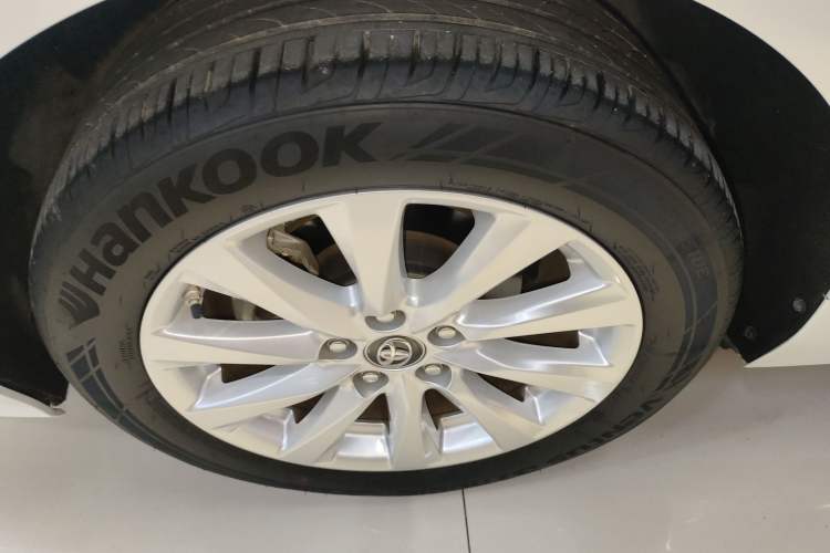 Used Toyota Camry 2019 Revised Version 2.0G Luxury Edition
