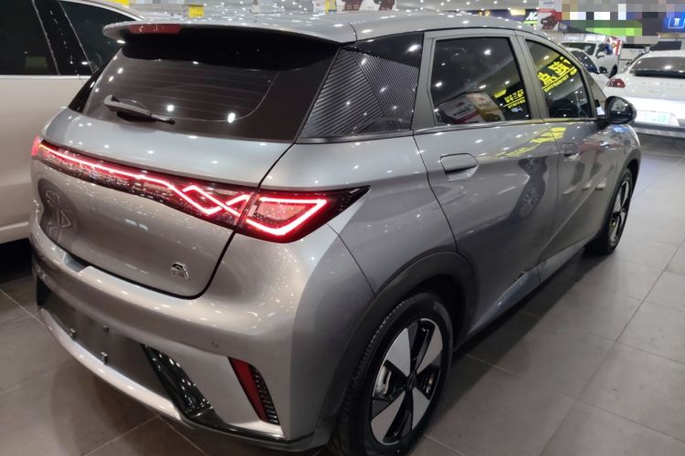 Used BYD Dolphin 2023 420 km Free Version
