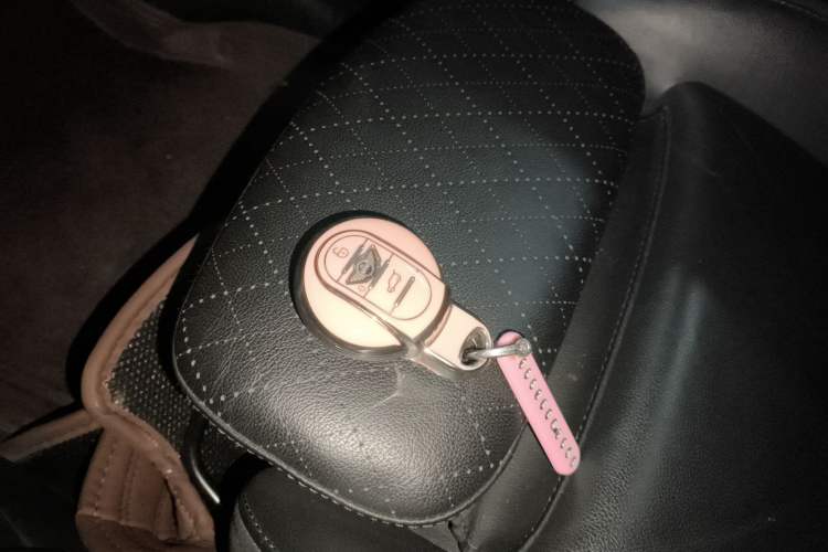 Used  MINI 2019 1.5T COOPER Artist
