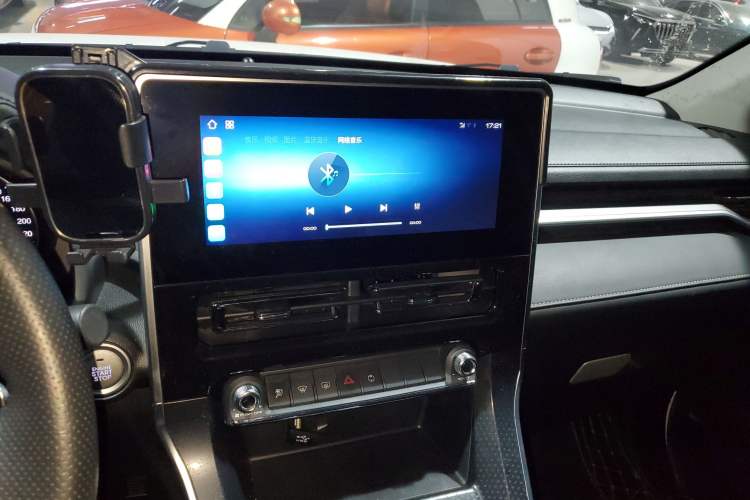 Used Haval M6 2021 PLUS 1.5T DCT Luxury Smart Connectivity Model
