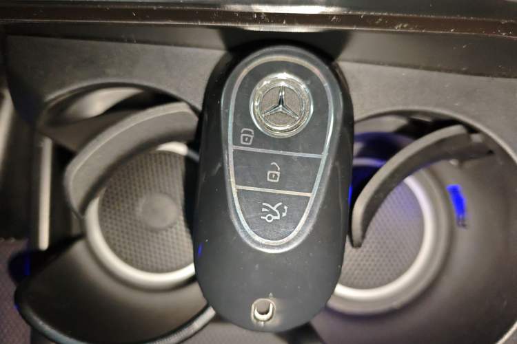 Used Mercedes-Benz GLC 2024 GLC 260 L 4MATIC Dynamic Edition 5-seater