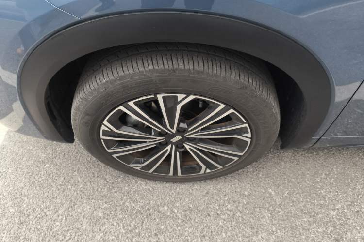 Used  Galaxy Xingjian 7 EM-i 2025 120km Flagship Edition