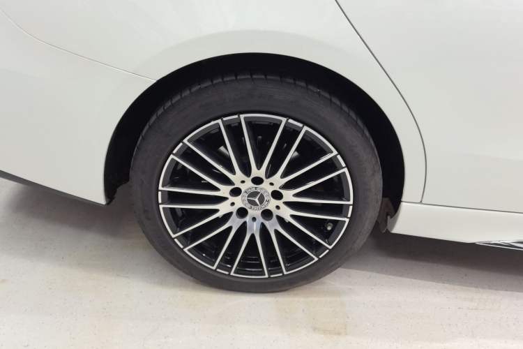 Used Mercedes-Benz C-Class 2023 Restyled C 260 L Sport Edition
