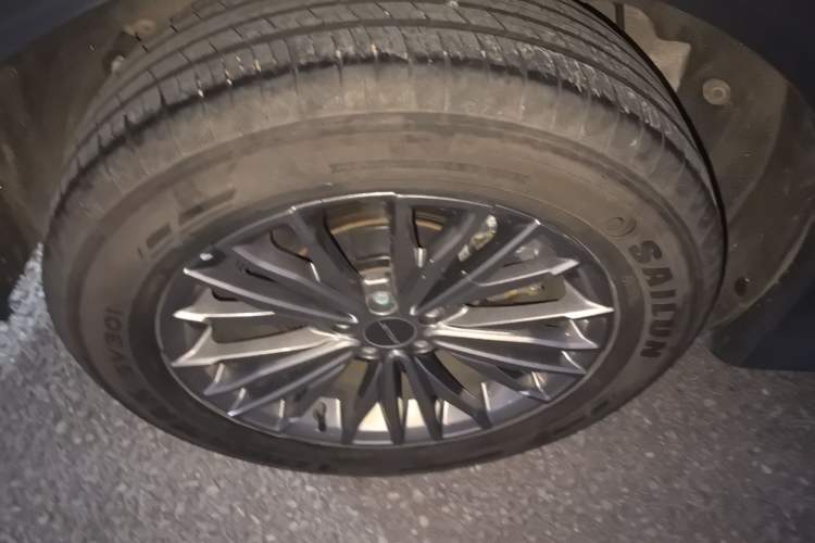 Used Jetour X70 2023 1.5T DCT Beyond PRO+ Edition 5-Seater
