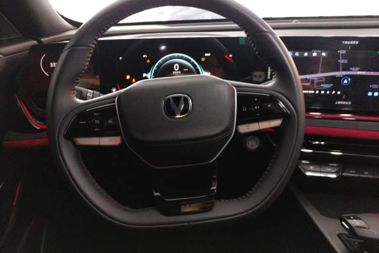 Used Changan X5 PLUS 2025 1.5T DCT Pioneer Edition
