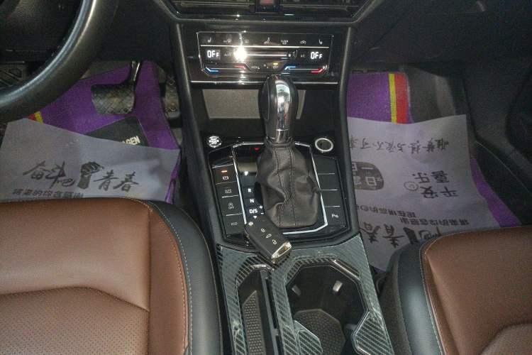 Used Volkswagen Lavida 2021 280TSI DSG Luxury Edition
