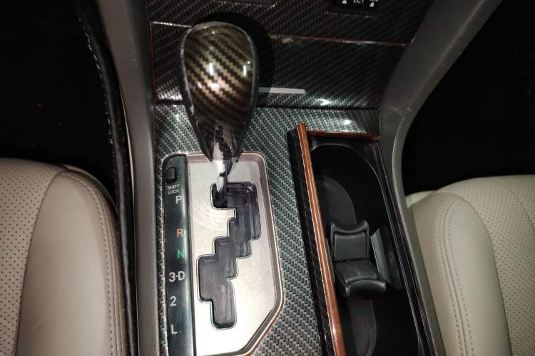 Used Toyota Camry 2013 200G Classic Luxury Edition
