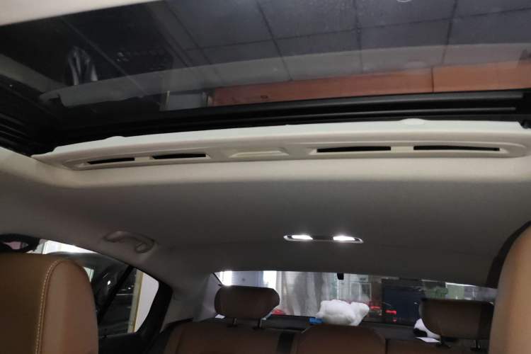 Used Buick Regal 2019 20T Elite Version China VI Standard
