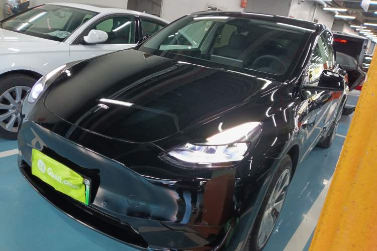 Used Tesla Model Y 2022 Rear-Wheel-Drive Version