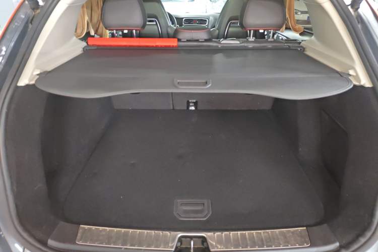 Used Lynk & Co 01 2019 2.0T Two-Wheel Drive Zhaopu Version China VI Standard
