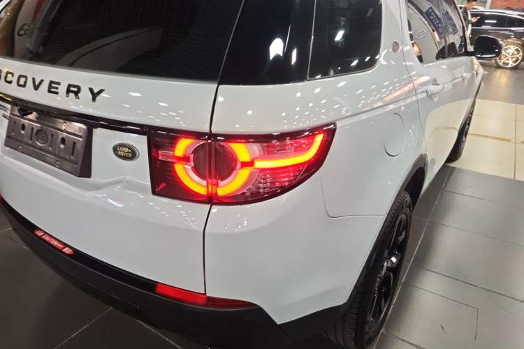 Used Land Rover Discovery Sport 2018 240 PS HSE Version
