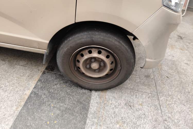 Used Wuling Rongguang S 2022 1.2L Base Version 5-Seater LSI
