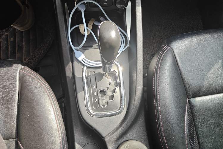 Used Changan CS35 2015 1.6L Automatic Luxury Model China V Standard