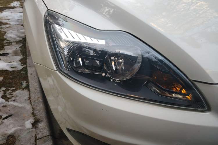 Used Ford Focus 2013 Hatchback Classic 1.8L Automatic Base Model