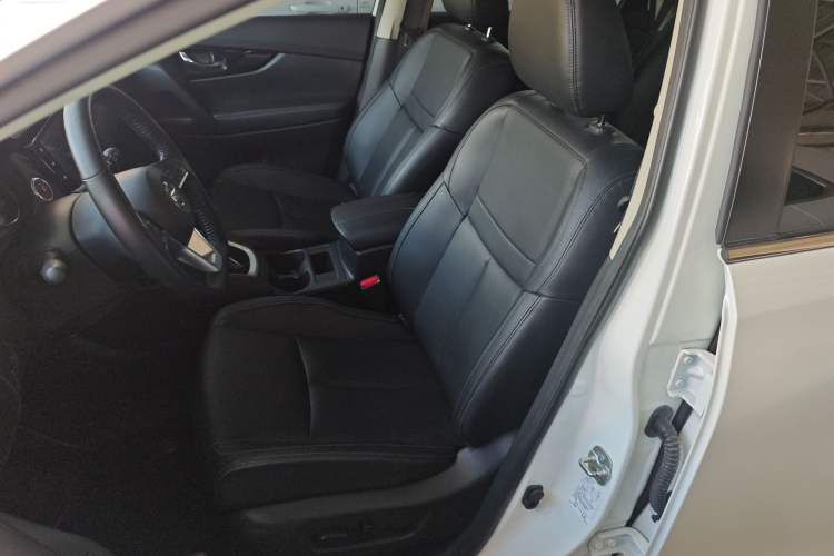 Used Nissan X-Trail 2022 2.0L Two-Wheel Drive Smart Connect & Comfort Edition
