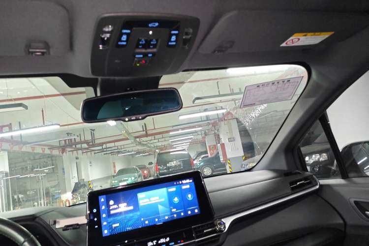 Used Toyota Sienna 2021 2.5L Hybrid Premium Edition